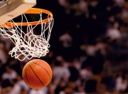 PG电子娱乐官网下载-绿茵场与硬木地板的交响，当英超争冠焦点战遇见灰熊一波流美学