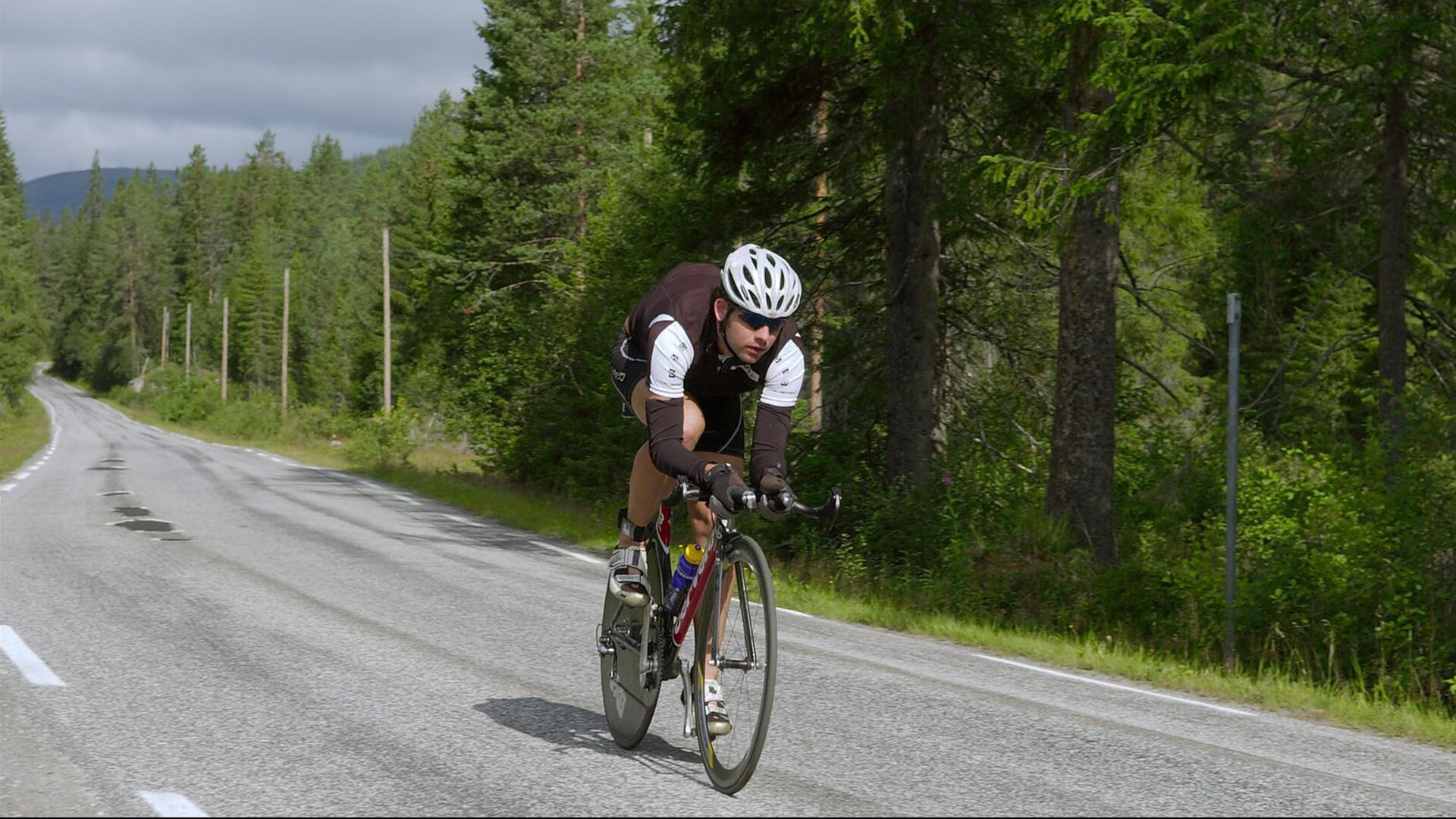 赛道上的逆袭,哈斯车队如何逆转红牛二队,诺里斯关键制胜