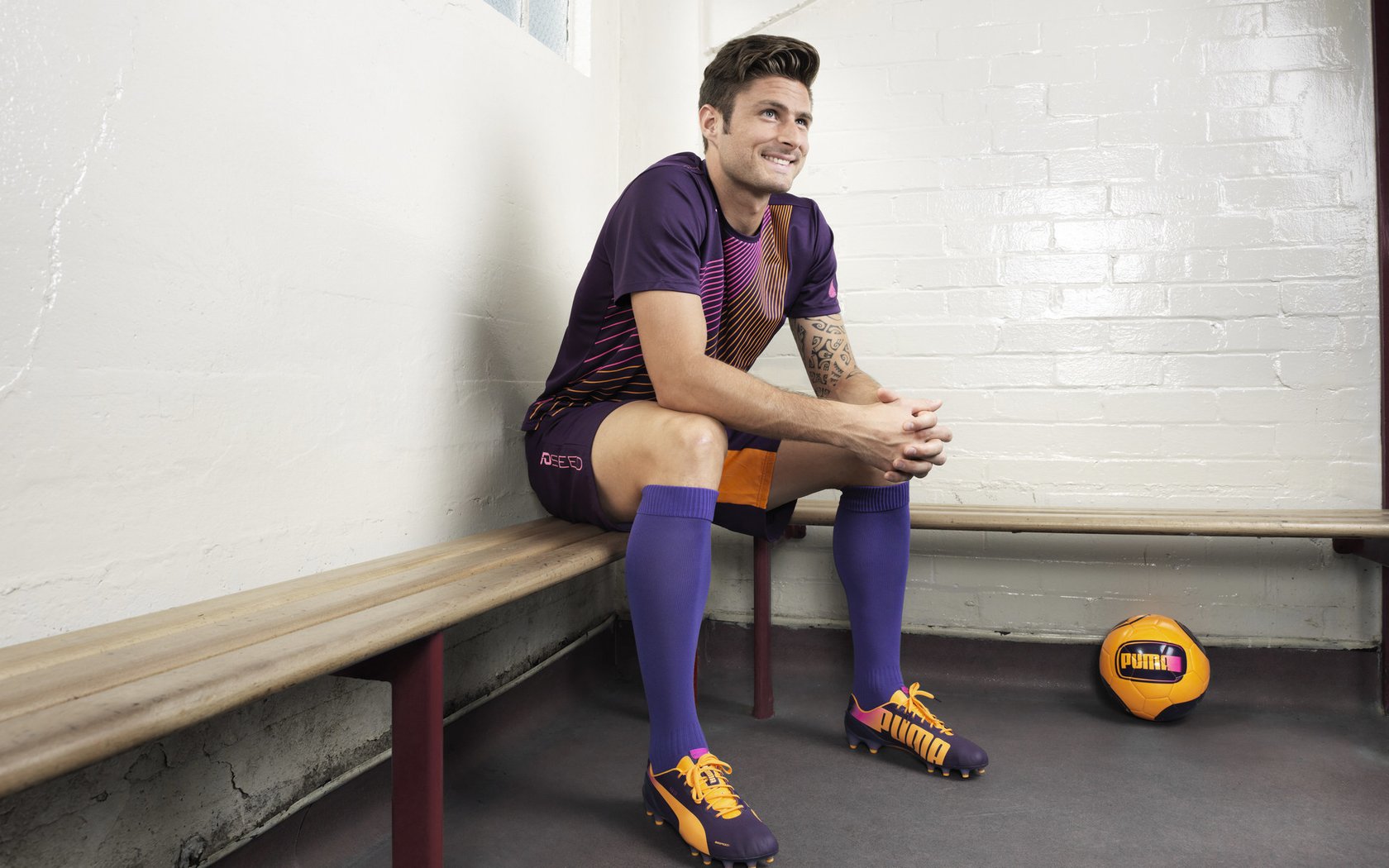 蒙特卡洛大师赛横扫联合杯,西西帕斯红土高光,定义新时代网球美学